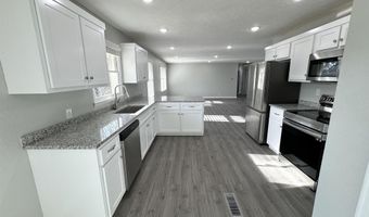 1000 CHEROKEE Trl, Anniston, AL 36206