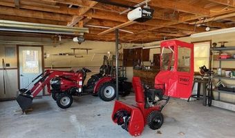 160 Pinkhams Cove Rd, Belgrade, ME 04917
