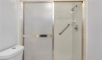 5429 Newcastle Ave 309, Encino, CA 91316