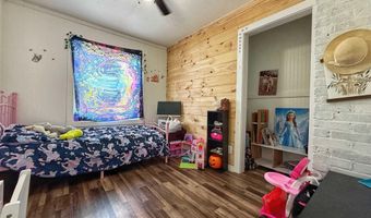 814 Heber Springs Rd, Batesville, AR 72501