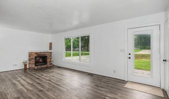 5779 Arrasmith Trl, Ames, IA 50010
