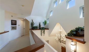 77 Pond Shore Dr, Charlestown, RI 02813