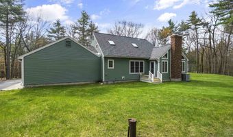 9 Maxwell Dr, Brookline, NH 03033