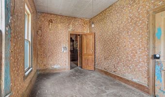 220 Cora St, Allegan, MI 49010