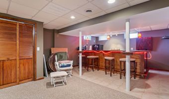 4 Cannonball Dr, Barnegat, NJ 08005