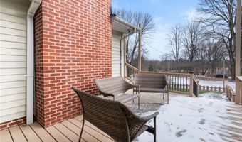 193 Fairway Dr, Akron, OH 44333