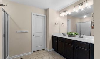 16 Colt Ct, Adairsville, GA 30103