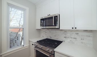 25 Edison Grn 2, Boston, MA 02125