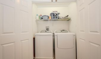 48 Essex Rd, Bedford, NH 03110