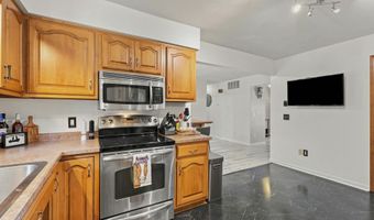 2301 LaForge Ln, Auburn, IN 46706