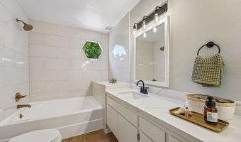 505 Lagunaria Ln, Alameda, CA 94502