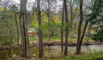 40 Brookside Dr 6, Brattleboro, VT 05301
