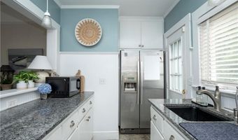 1 Pell St, Newport, RI 02840