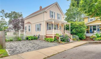 1 Slocum St, Newport, RI 02840
