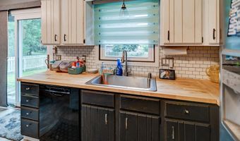 120 St Albans Ave, Madison, WI 53714