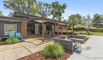 1235 Thornapple River Dr SE, Ada, MI 49301