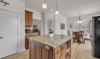 33389 S Coves Dr, Afton, OK 74331
