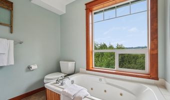 14900 NE CRITTER HILL Dr, Amboy, WA 98601