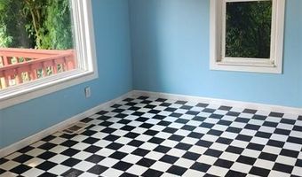 2213 Johnson St, Alton, IL 62002