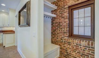 714 Oneida Pl, Madison, WI 53711
