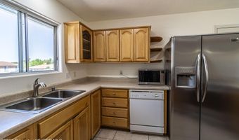 208 SWIRE HEIGHTS Dr, Aztec, NM 87410