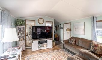 279 Hunter North Rd, Alburgh, VT 05440