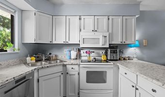 8942-8948 Eden Ave, Affton, MO 63123