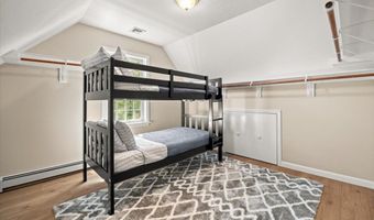 2 Boulder Rd, Bourne, MA 02532