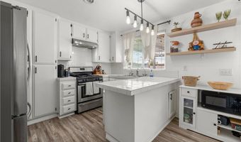 15456 Dale Evans Pkwy, Apple Valley, CA 92307