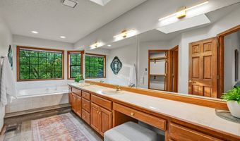 13521 SE LE ANN Ct, Boring, OR 97009