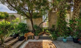 2337 SEMINOLE Rd A, Atlantic Beach, FL 32233