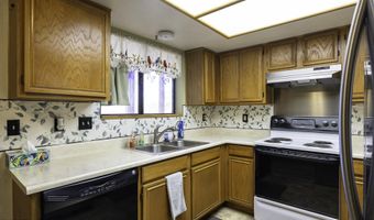 10065 W LEANDER Dr, Arizona City, AZ 85123