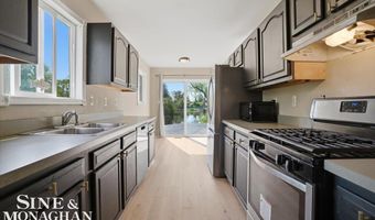 2122 Michigan St, Algonac, MI 48001