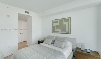 9221 E Bay Harbor Dr 511, Bay Harbor Islands, FL 33154