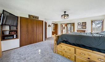 3851 Division St W, Backus, MN 56435