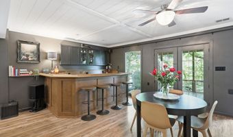 1954 Lakeview Dr, Avon, IN 46123