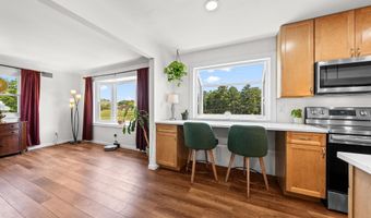 3146 CLUB Dr, Allentown, PA 18103