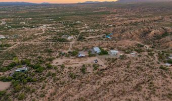 1302 W Coyote Trl, Benson, AZ 85602