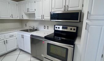 20400 W Country Club Dr 608, Aventura, FL 33180