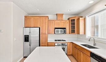 16244 SW GAGE Ln, Beaverton, OR 97006