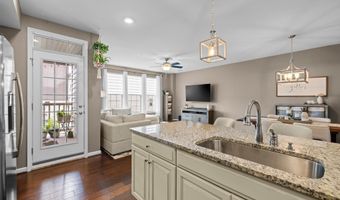 42230 PIEBALD Sq, Aldie, VA 20105