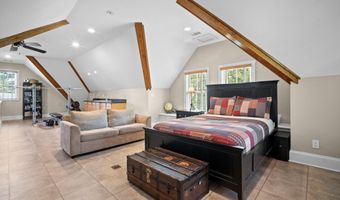 106 Coosaw Club Dr, Beaufort, SC 29907