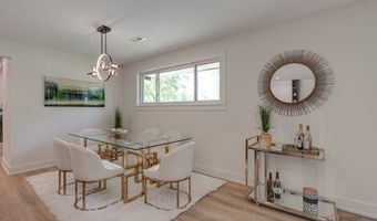 1729 N Mitchell Ave, Arlington Heights, IL 60004