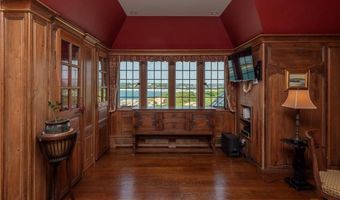 57 Ledge Rd 2, Newport, RI 02840