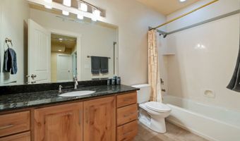 8905 N PINE HOLLOW Dr, Cedar Hills, UT 84062