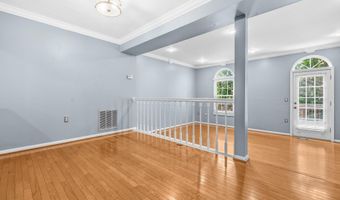 6645 MEDINAH Ln, Alexandria, VA 22312