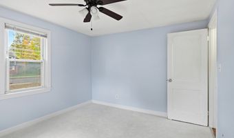 122 Southwick St, Agawam, MA 01030