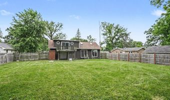 26330 W Grapevine Ave, Antioch, IL 60002
