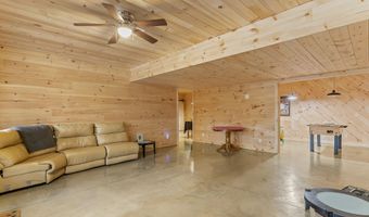 4978 S 11th Rd, Aldrich, MO 65601