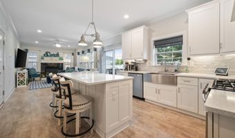 4 Harpoon Dr, Barnegat, NJ 08005